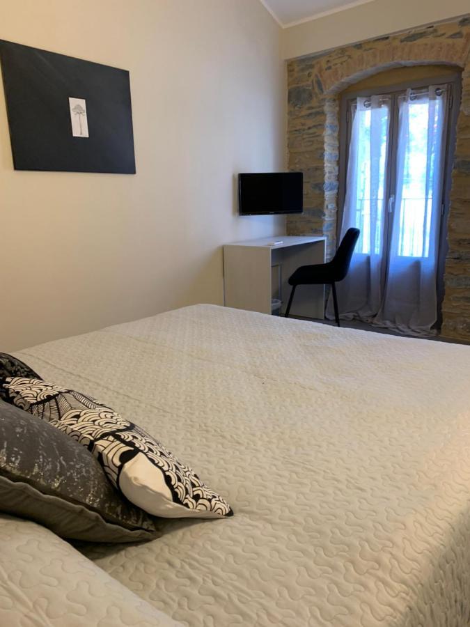 Cabane Bed And Breakfast Garlenda Exterior foto